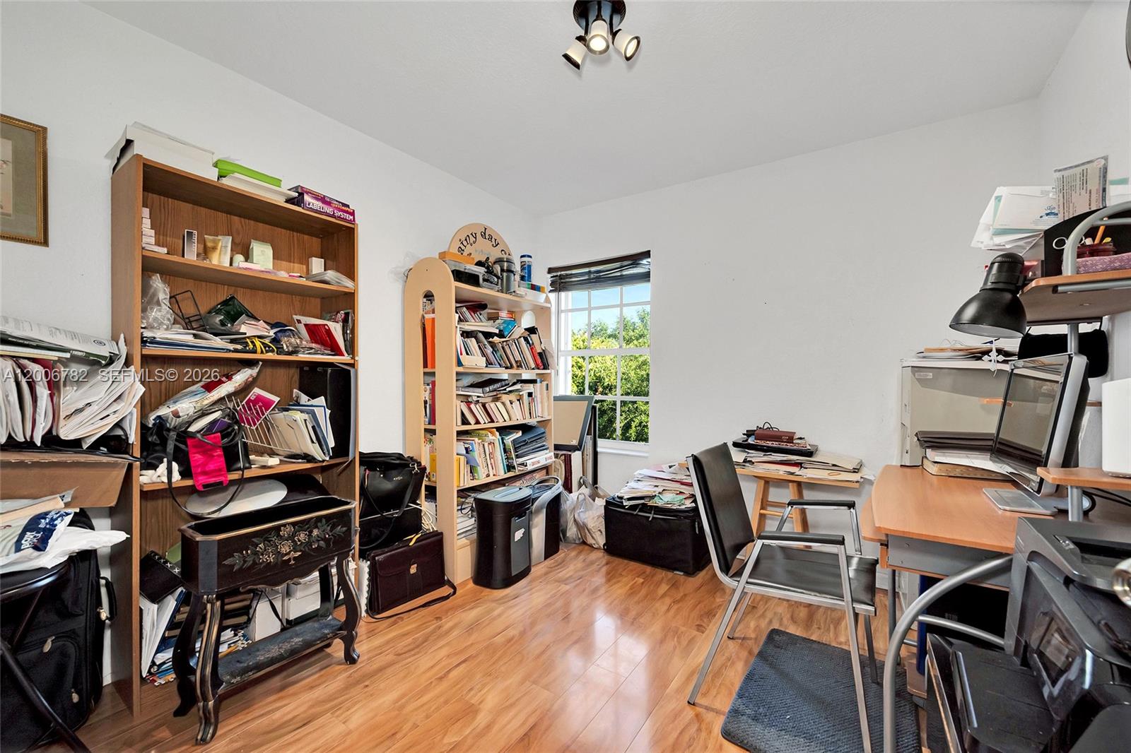 VICTORIA WOODS 4 - Residential