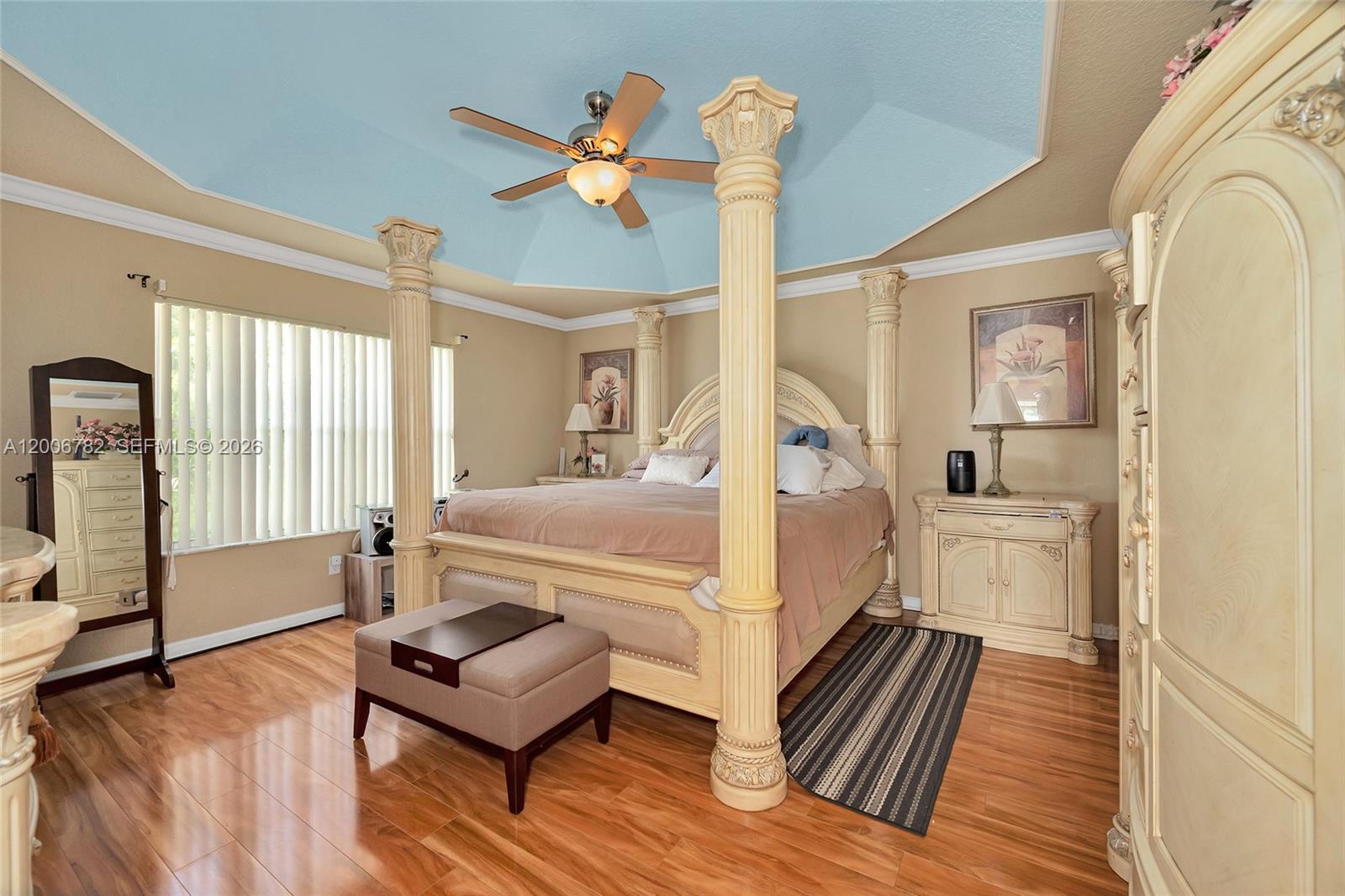 VICTORIA WOODS 4 - Residential