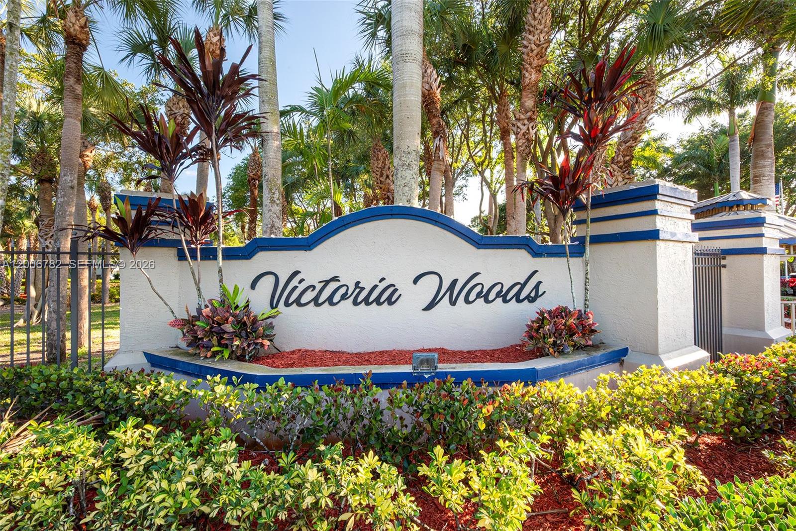 VICTORIA WOODS 4 - Residential