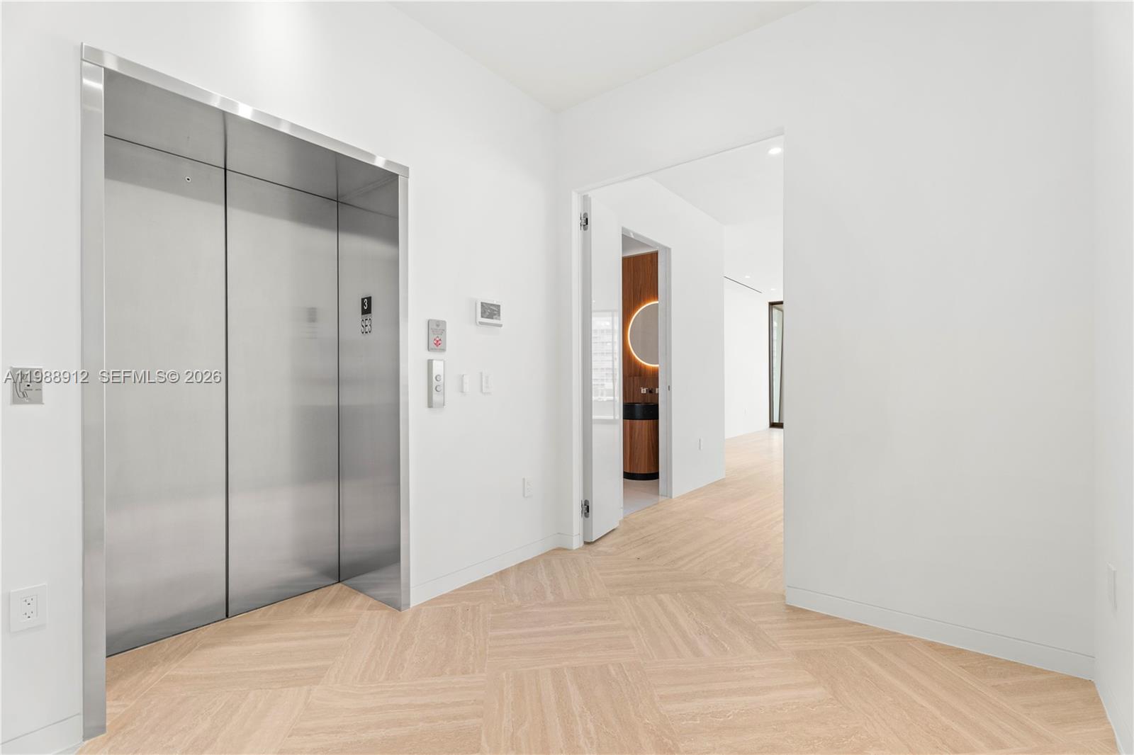 VITA GROVE ISLE - Residential