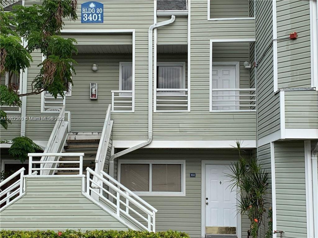 3401 NW 44th St 204