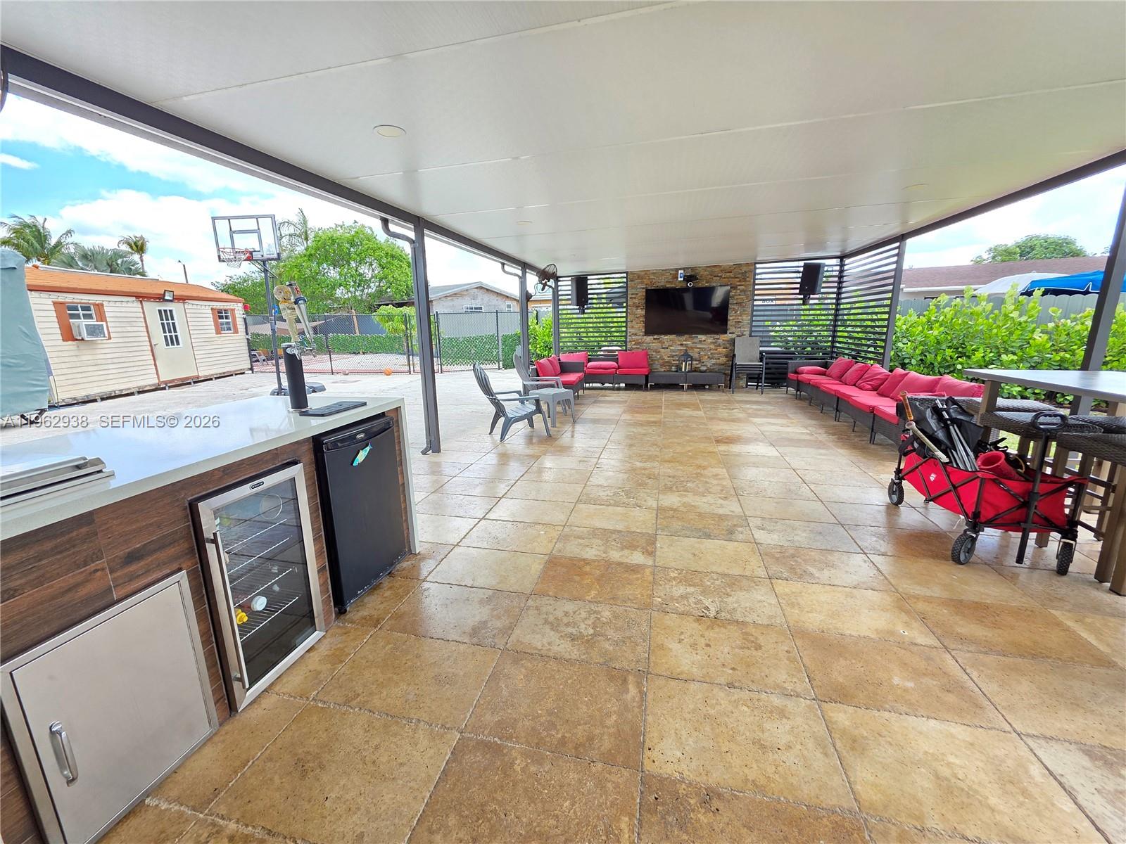 CAROL CITY GDNS 1ST ADDN - Residential