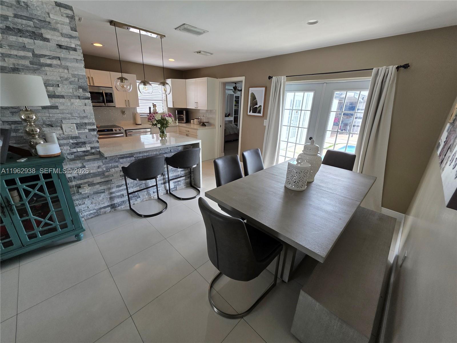 CAROL CITY GDNS 1ST ADDN - Residential