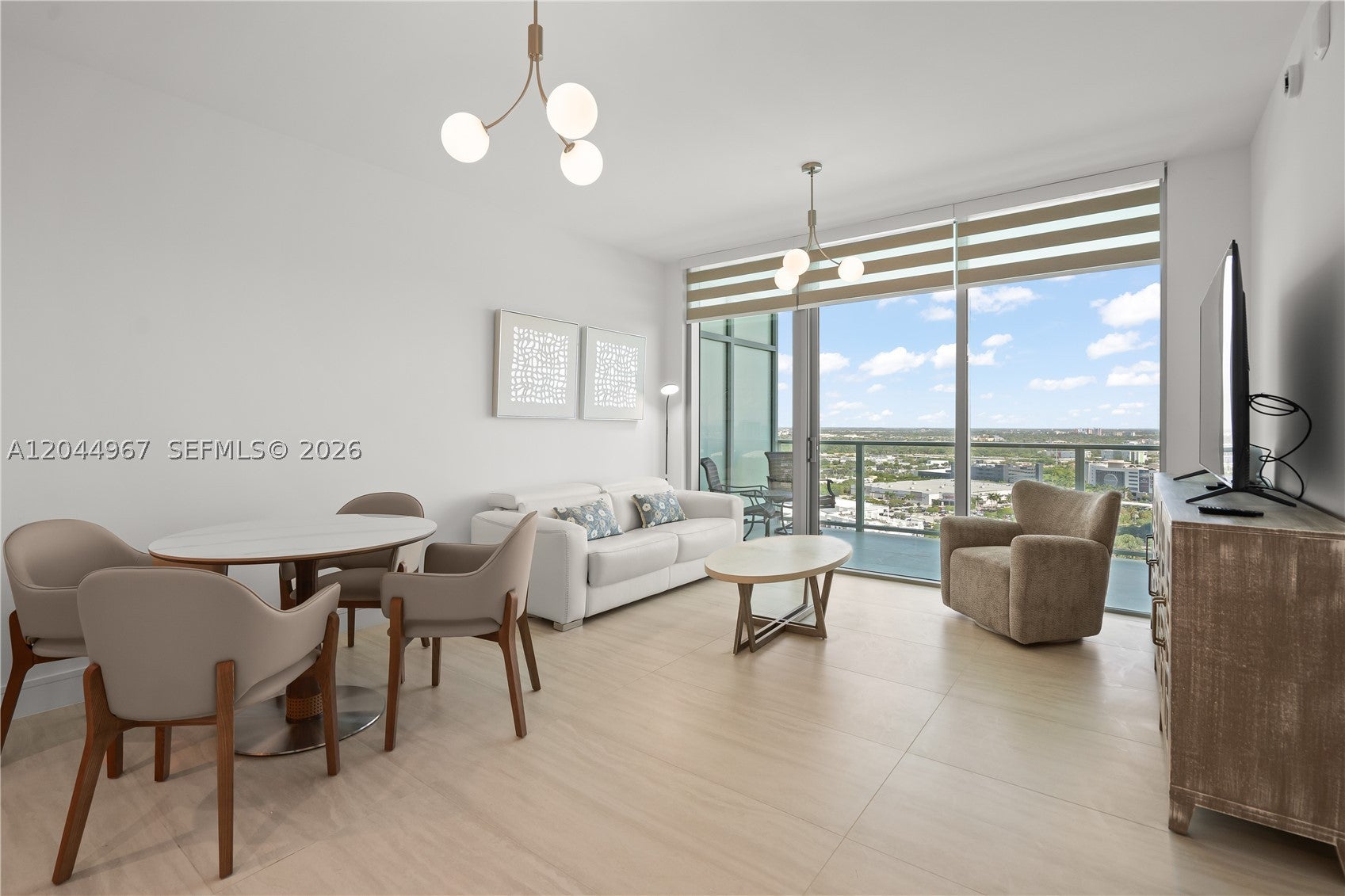2411 Laguna Circle 1207