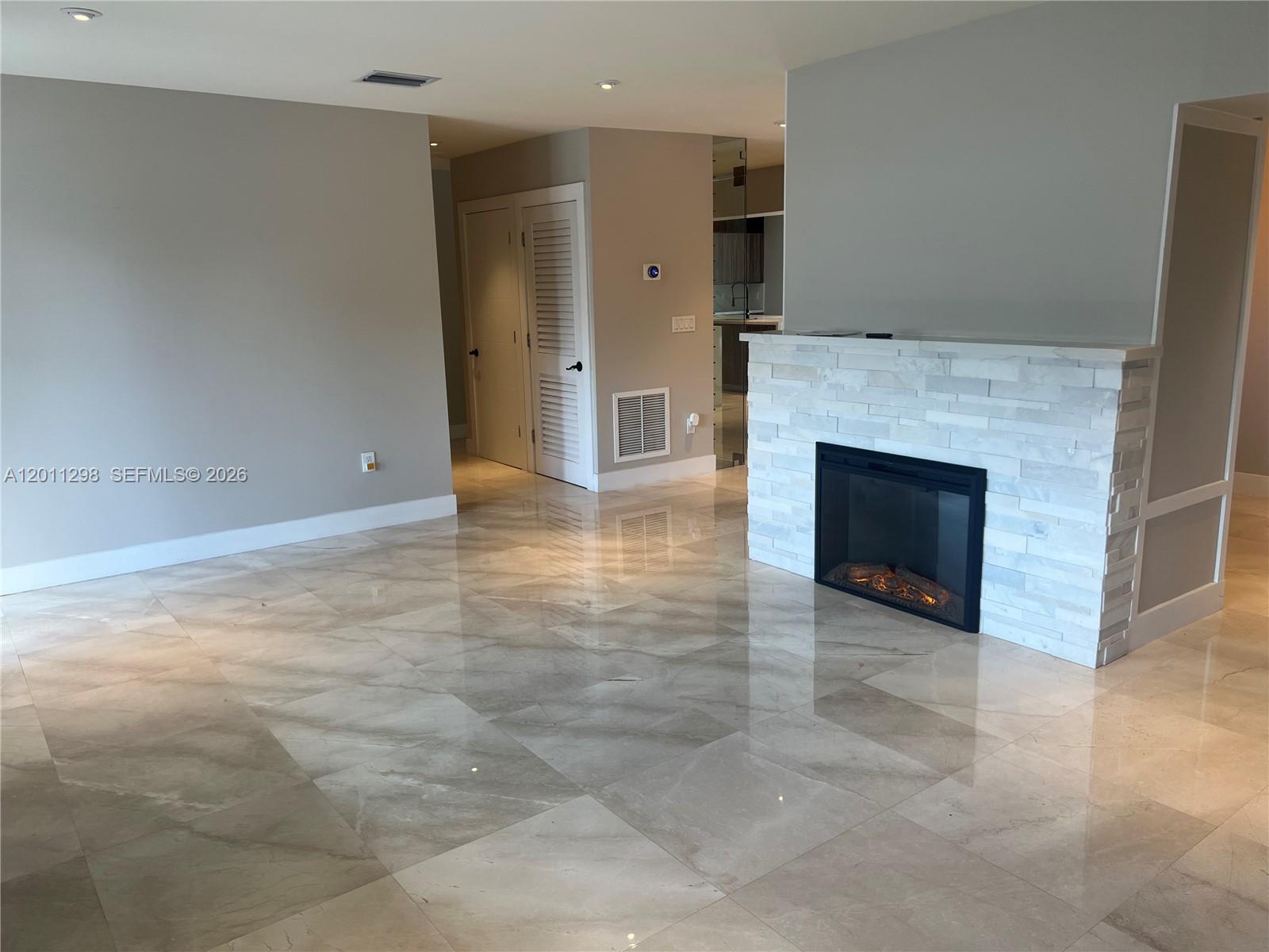 MIAMI SHORES SEC 1 AMD - Residential