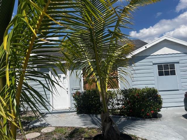 707 N J St