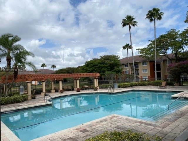 GRAND ISLES CONDO - Residential