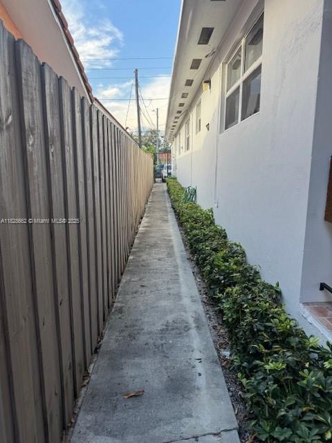 2826 SW 24th Ter 1