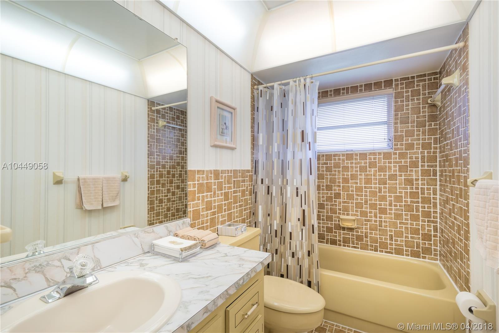 ROYAL PALM SOUTH SEC 1 - Residential