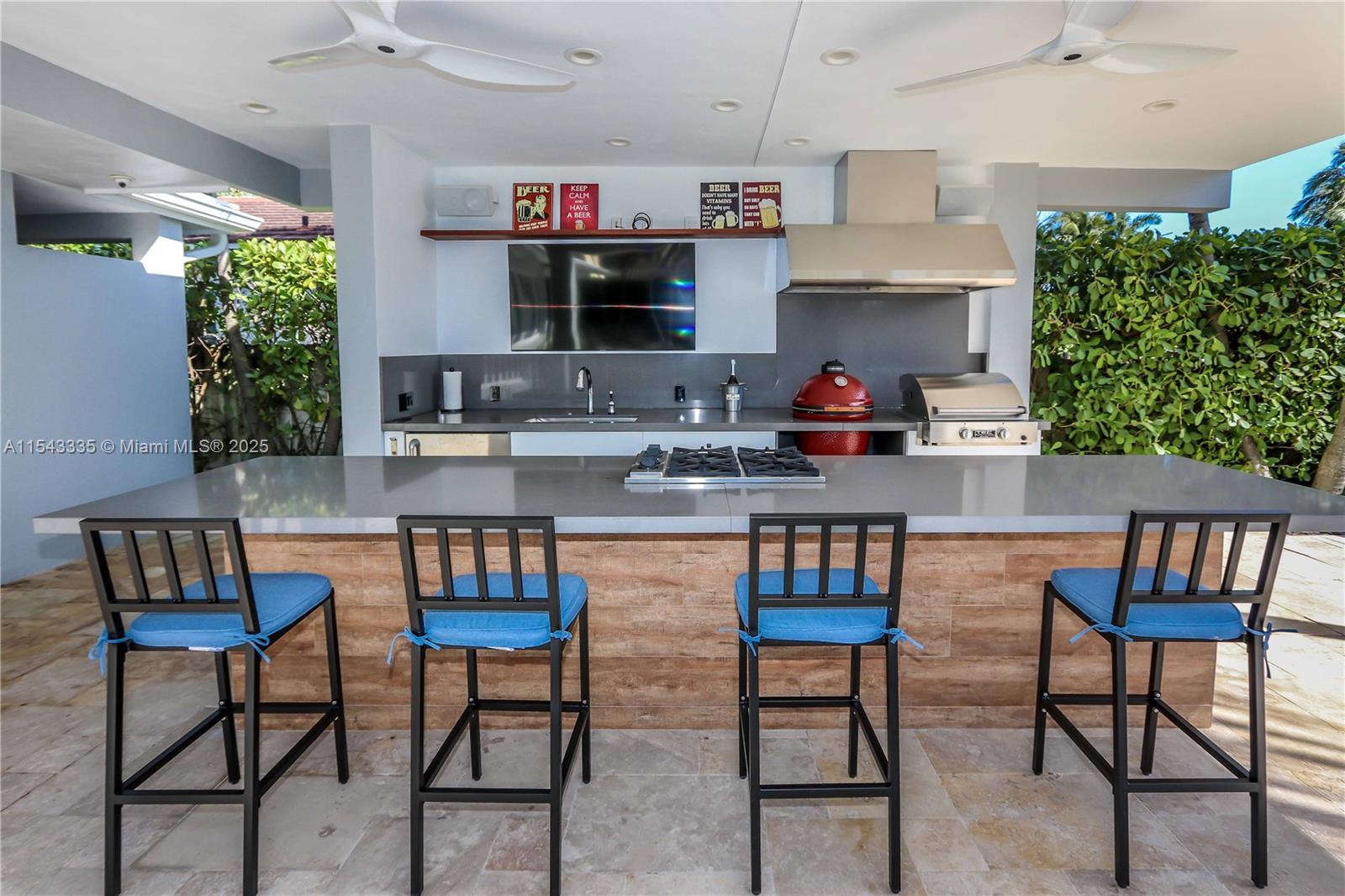 VENICE 8-12 B - Residential