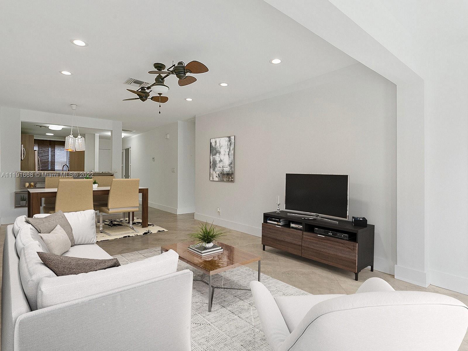 PALM GREENS AT VILLA DEL - Residential