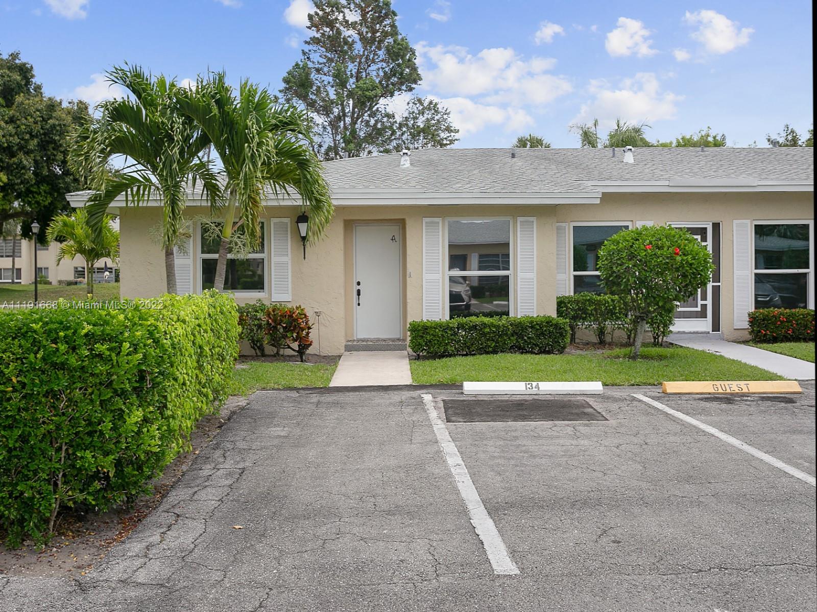PALM GREENS AT VILLA DEL - Residential