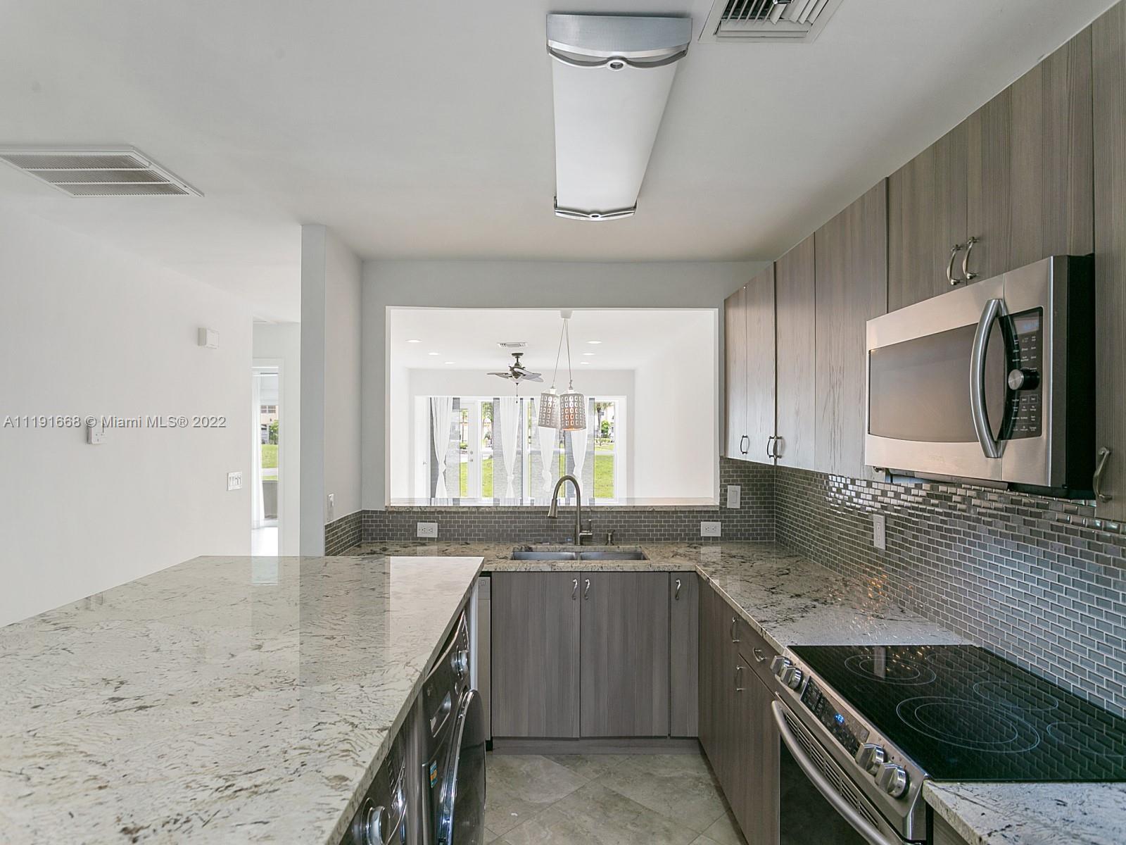 PALM GREENS AT VILLA DEL - Residential