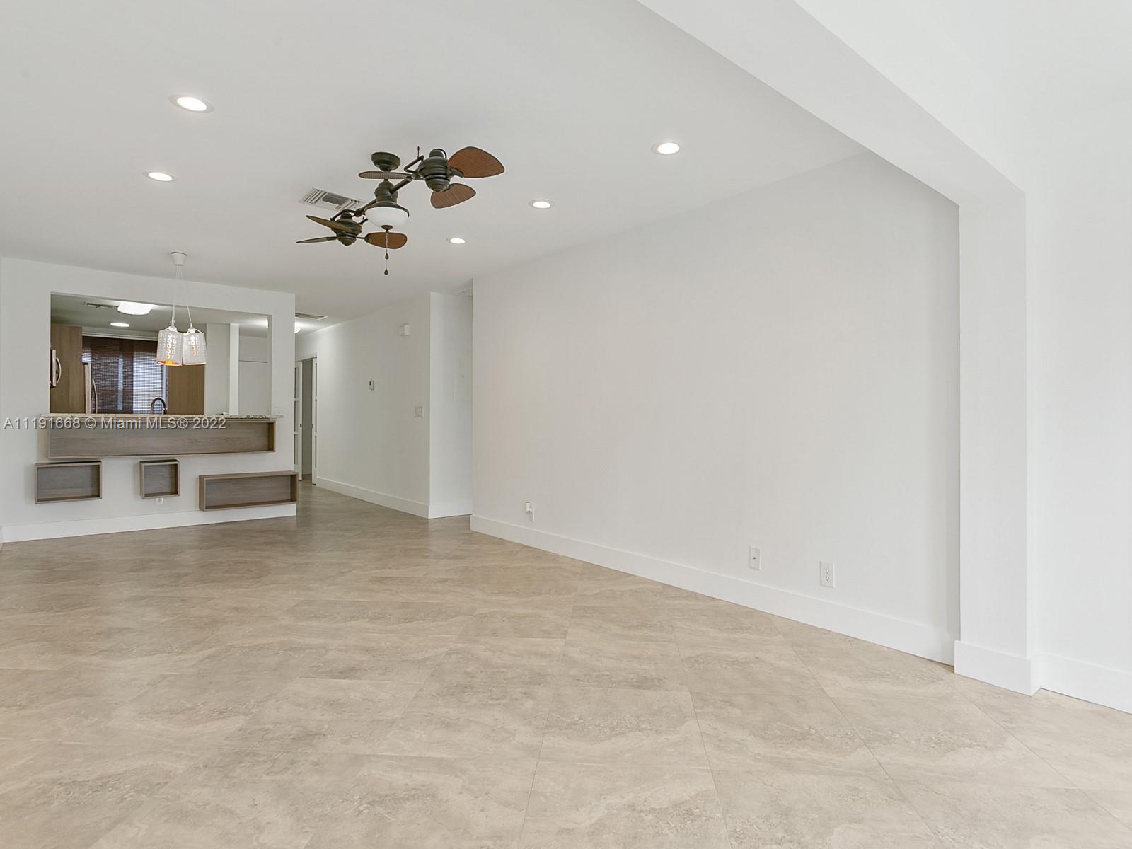 PALM GREENS AT VILLA DEL - Residential