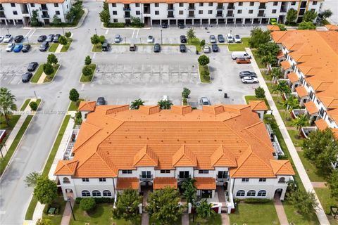 A home in Lauderdale Lakes