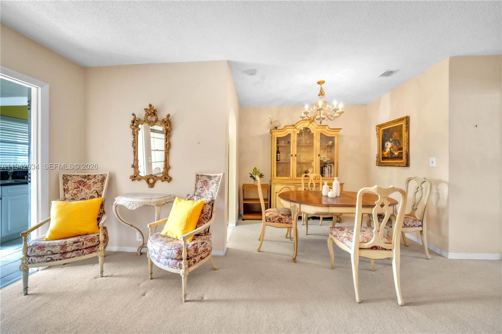 TWELVE PILLARS CO-OP - Residential