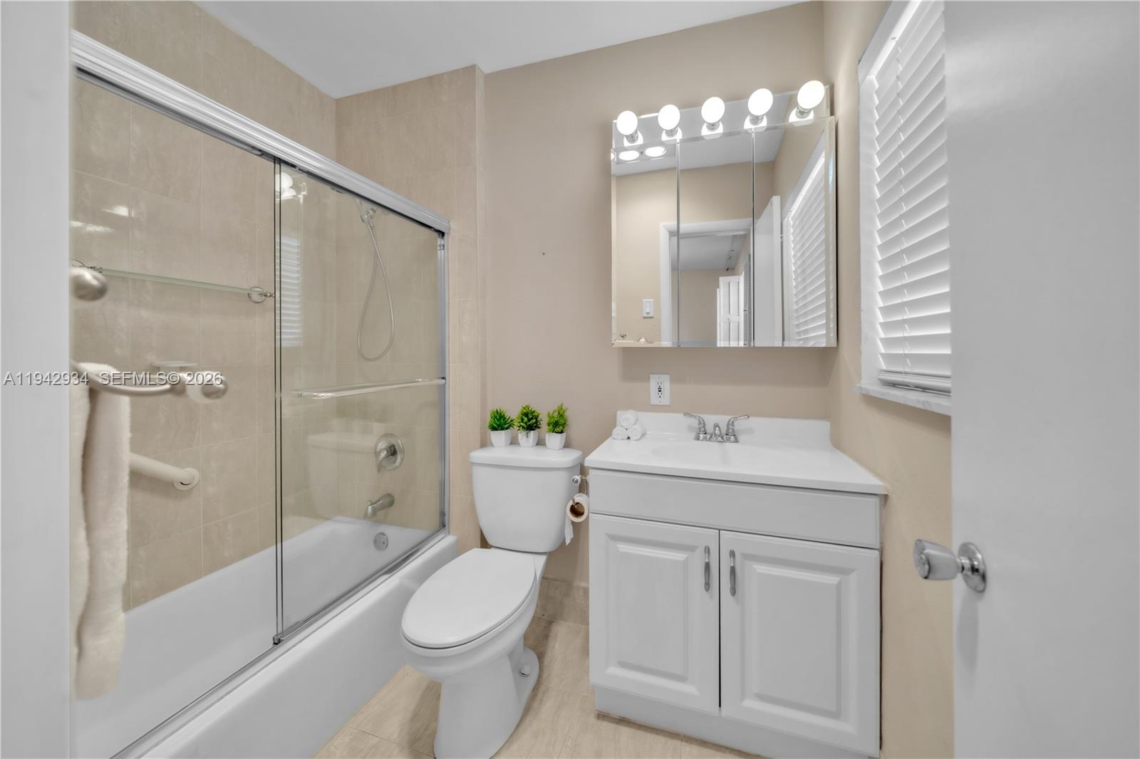 TWELVE PILLARS CO-OP - Residential