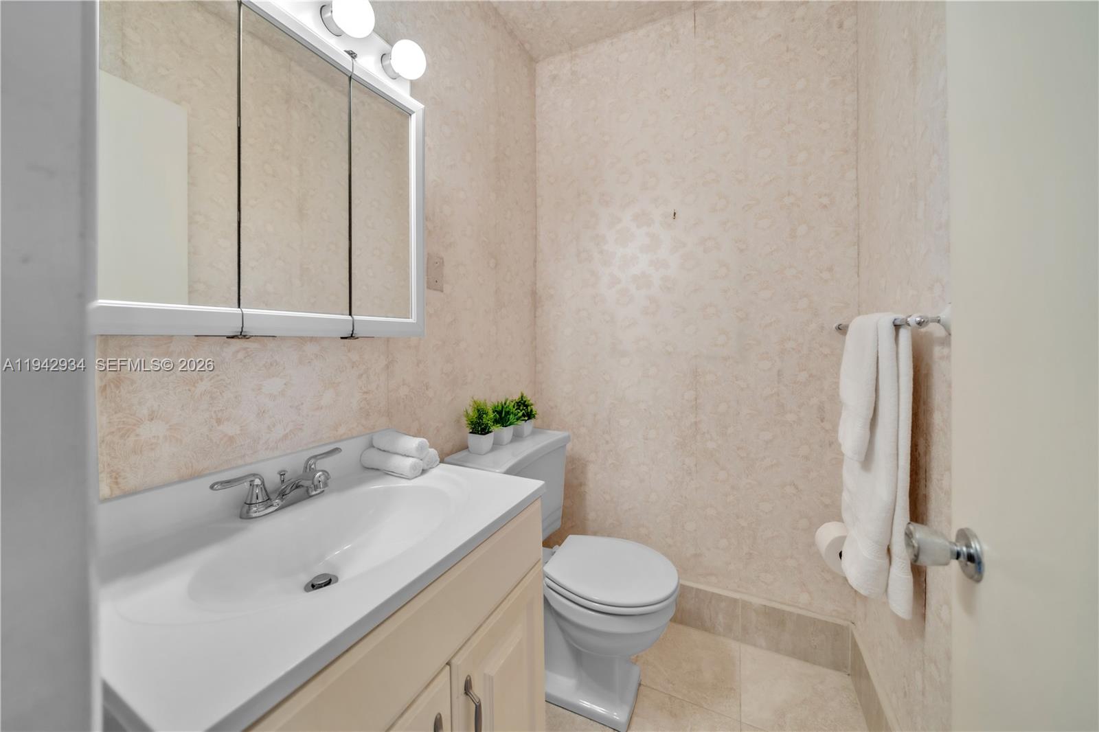 TWELVE PILLARS CO-OP - Residential