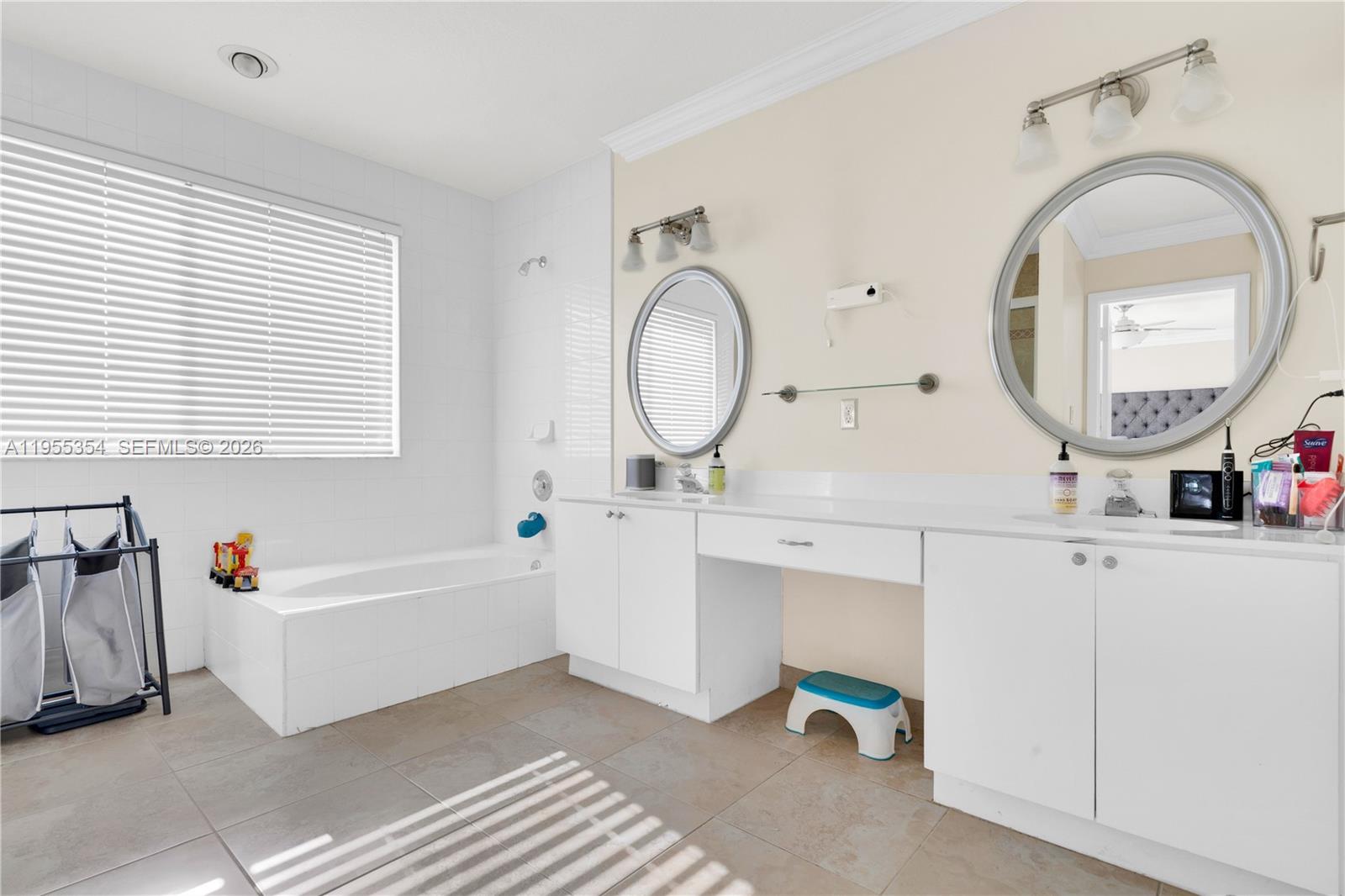 SUNNYVIEW SUB - Residential