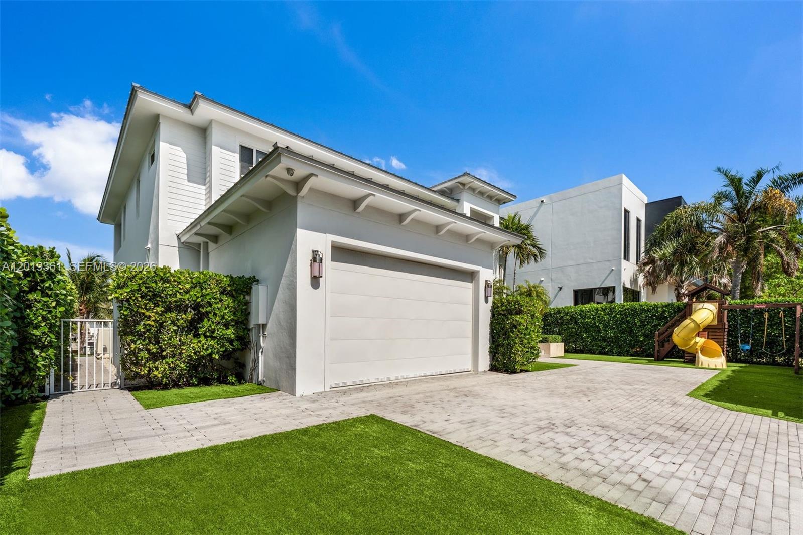 CORONADO HARBOR - Residential