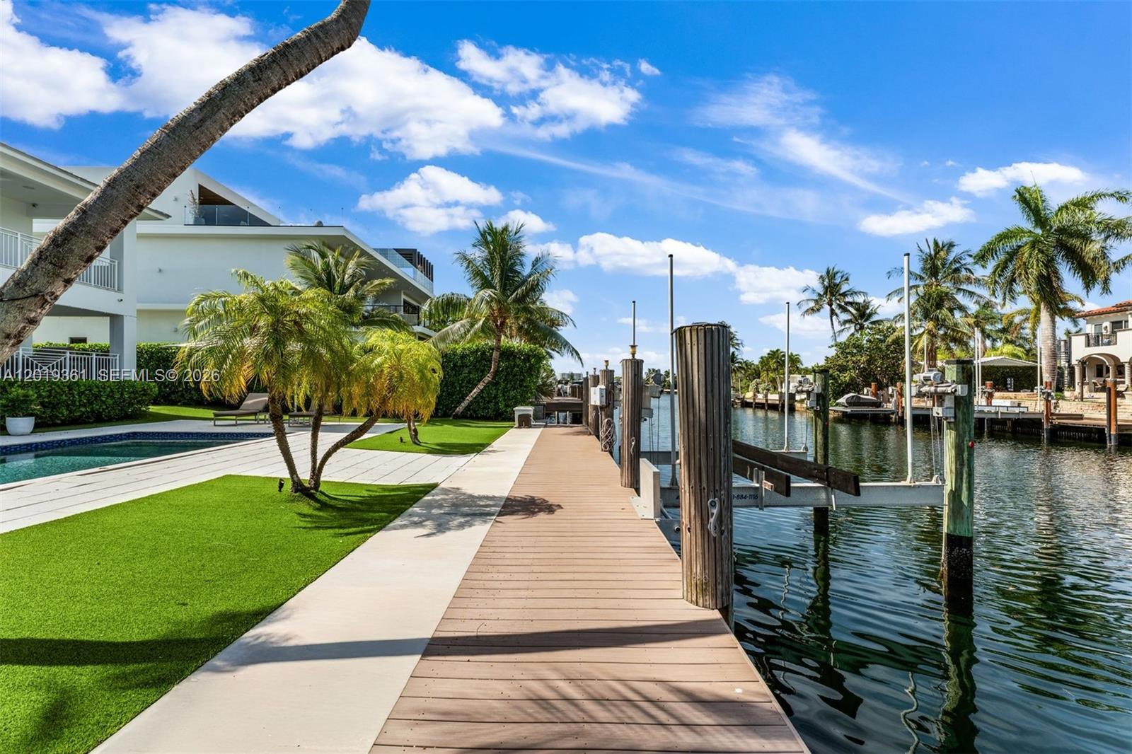 CORONADO HARBOR - Residential