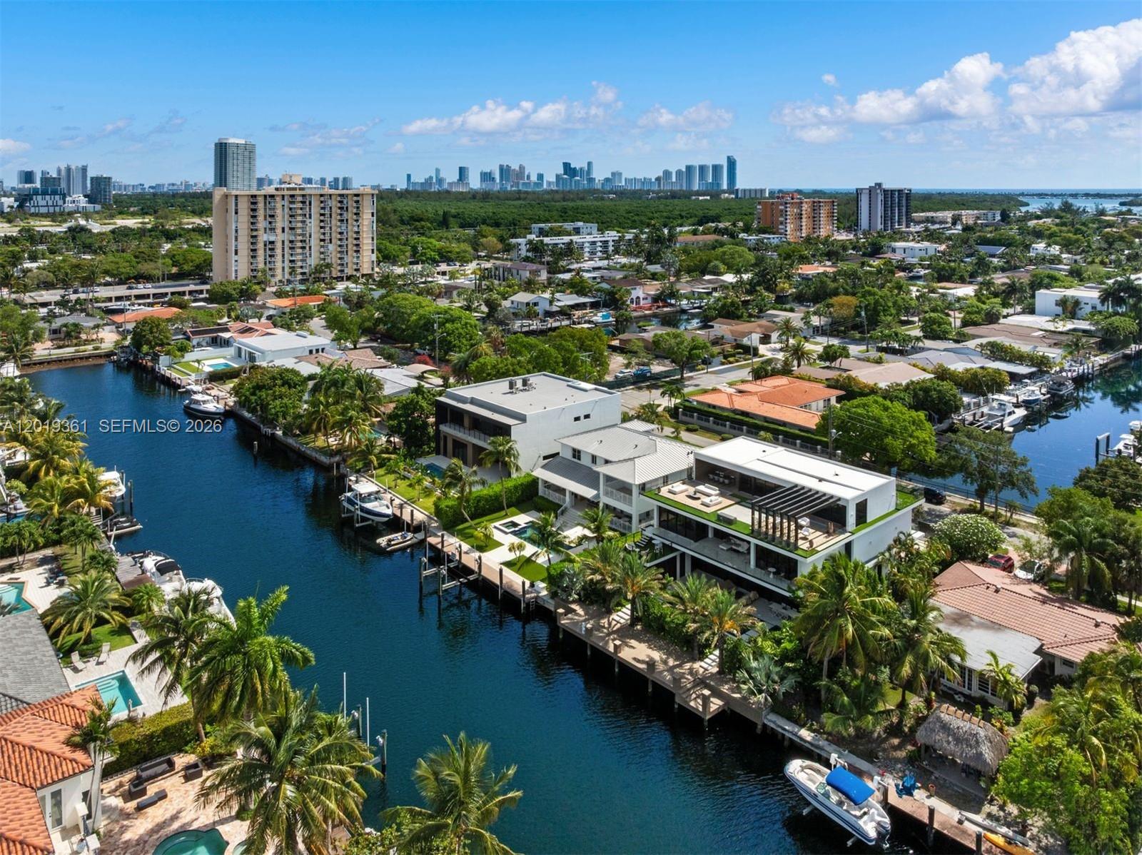CORONADO HARBOR - Residential