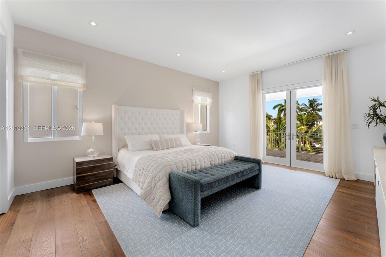 CORONADO HARBOR - Residential