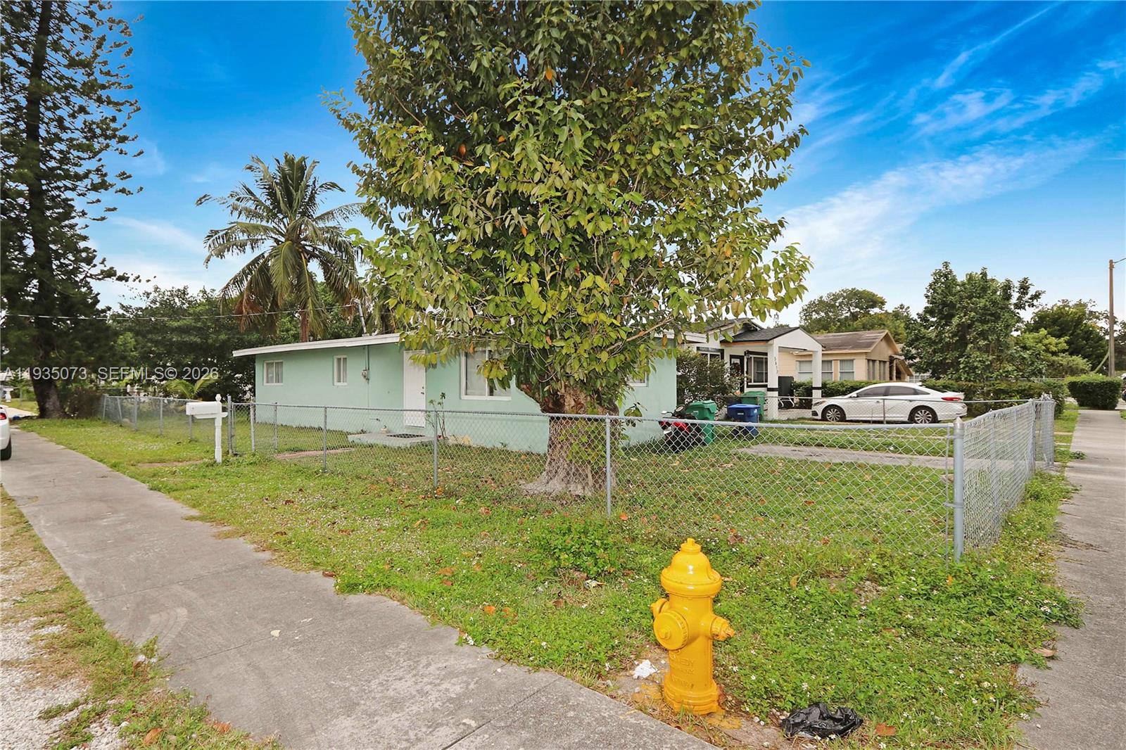 HIALEAH HEIGHTS - Residential