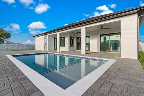 Tiny photo for Cape Coral, FL 33993 (MLS # A12006314)