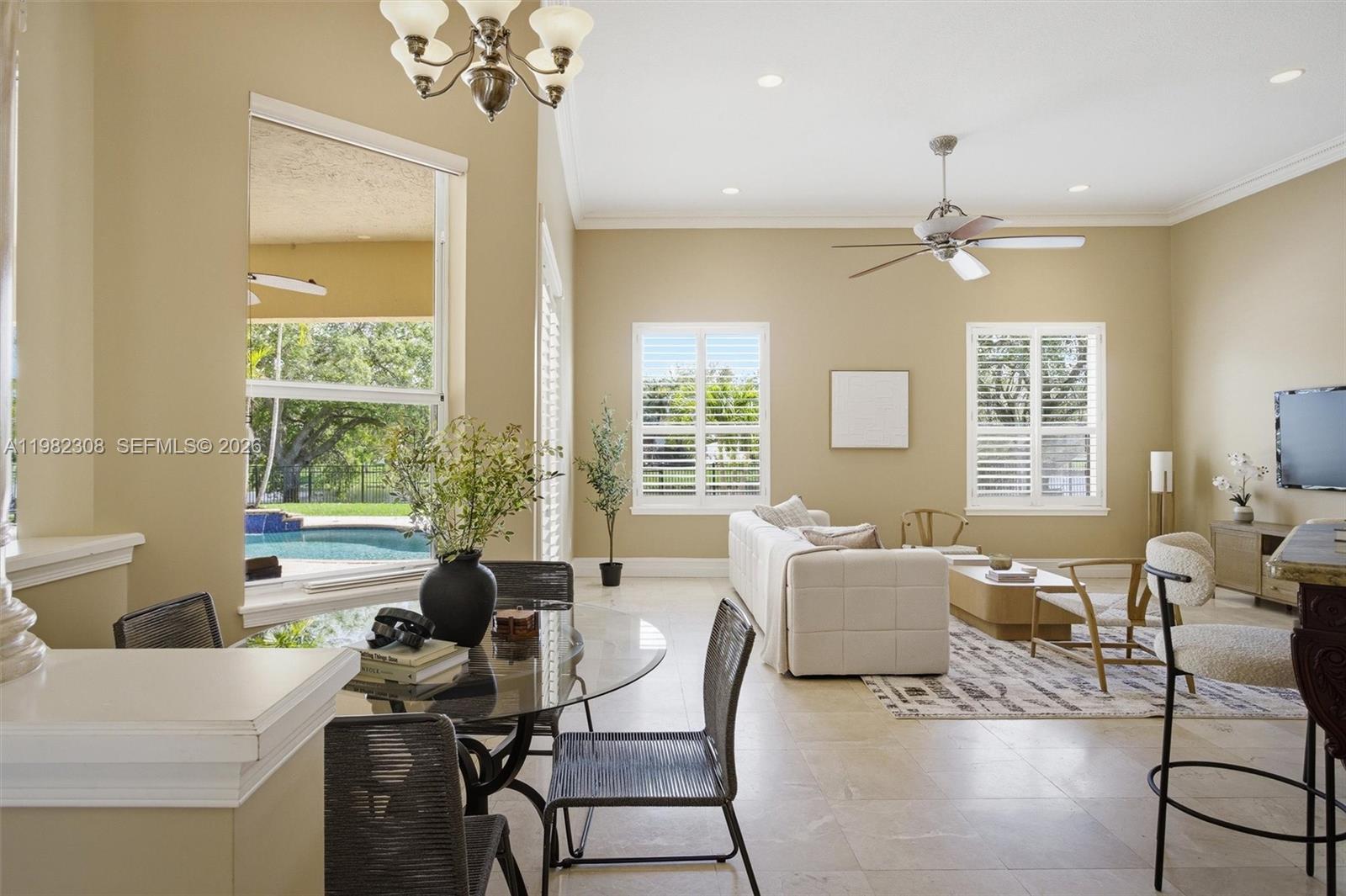 DAVIE WHISPERING PINES - Residential