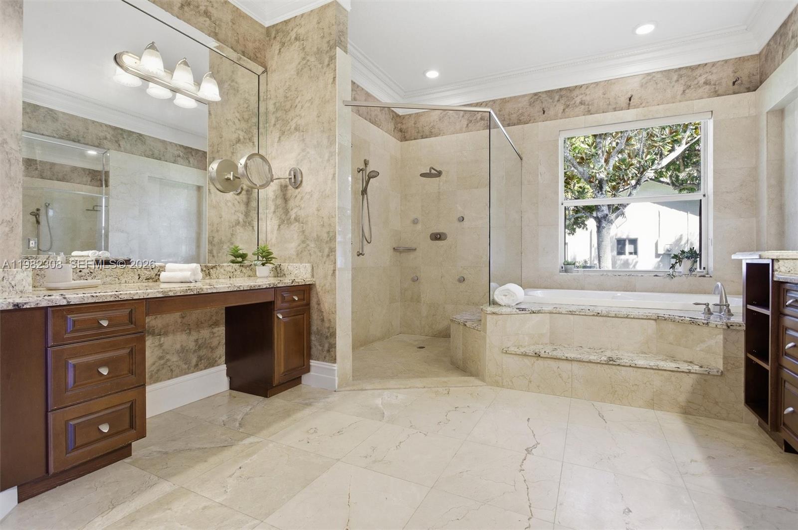 DAVIE WHISPERING PINES - Residential