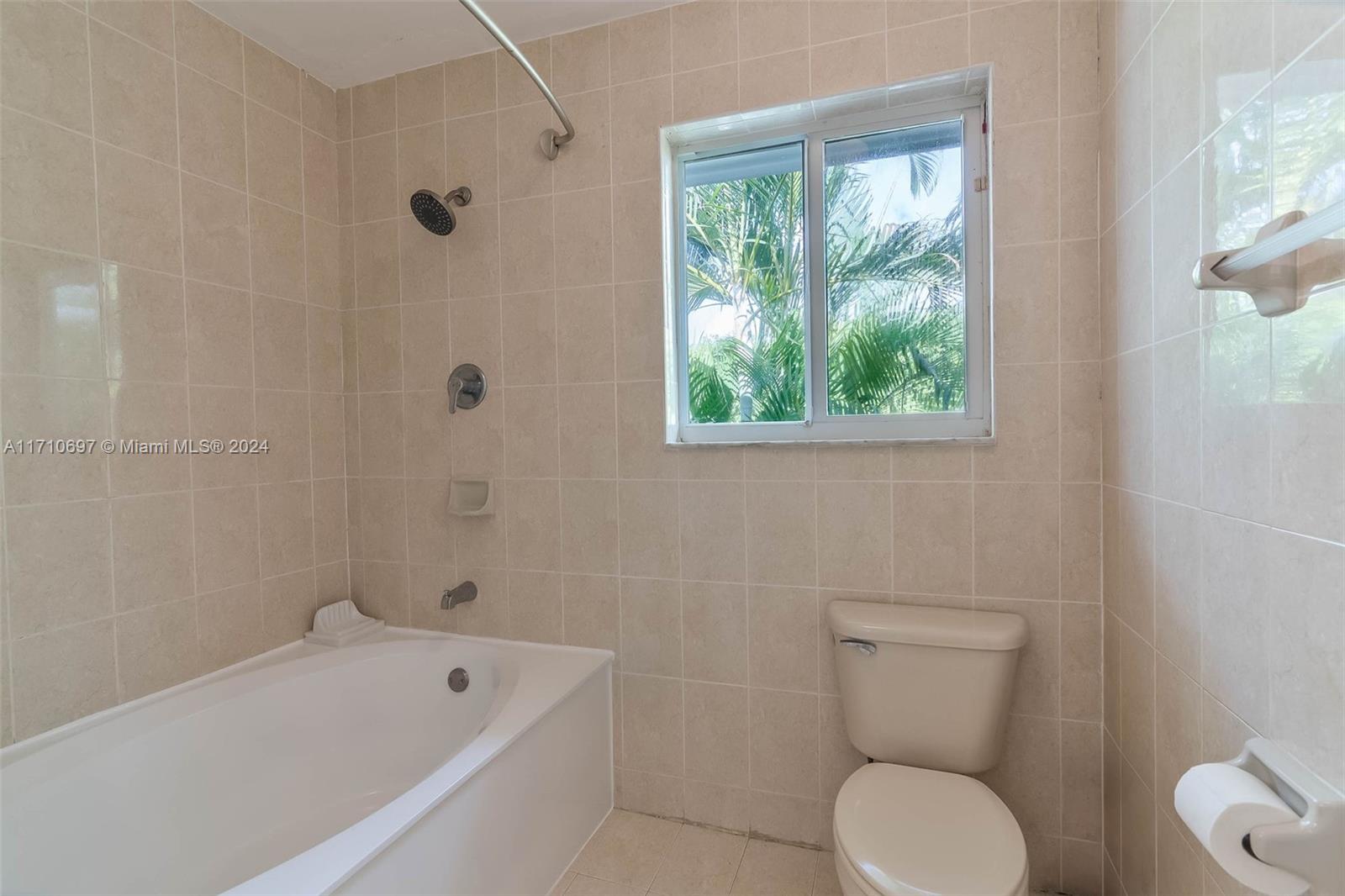 GLEN COVE SEC 2 - Residential Lease