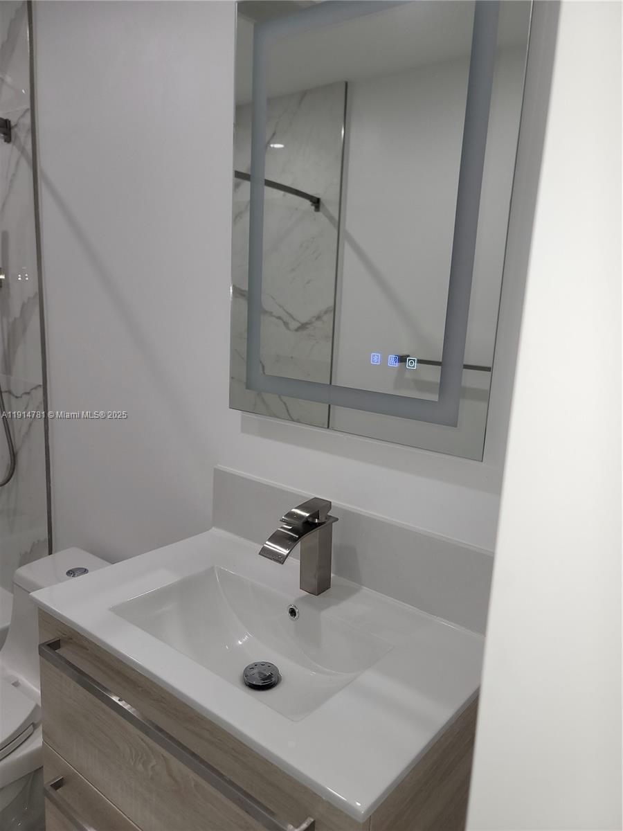 WESTWOOD ESTATES - Residential Lease