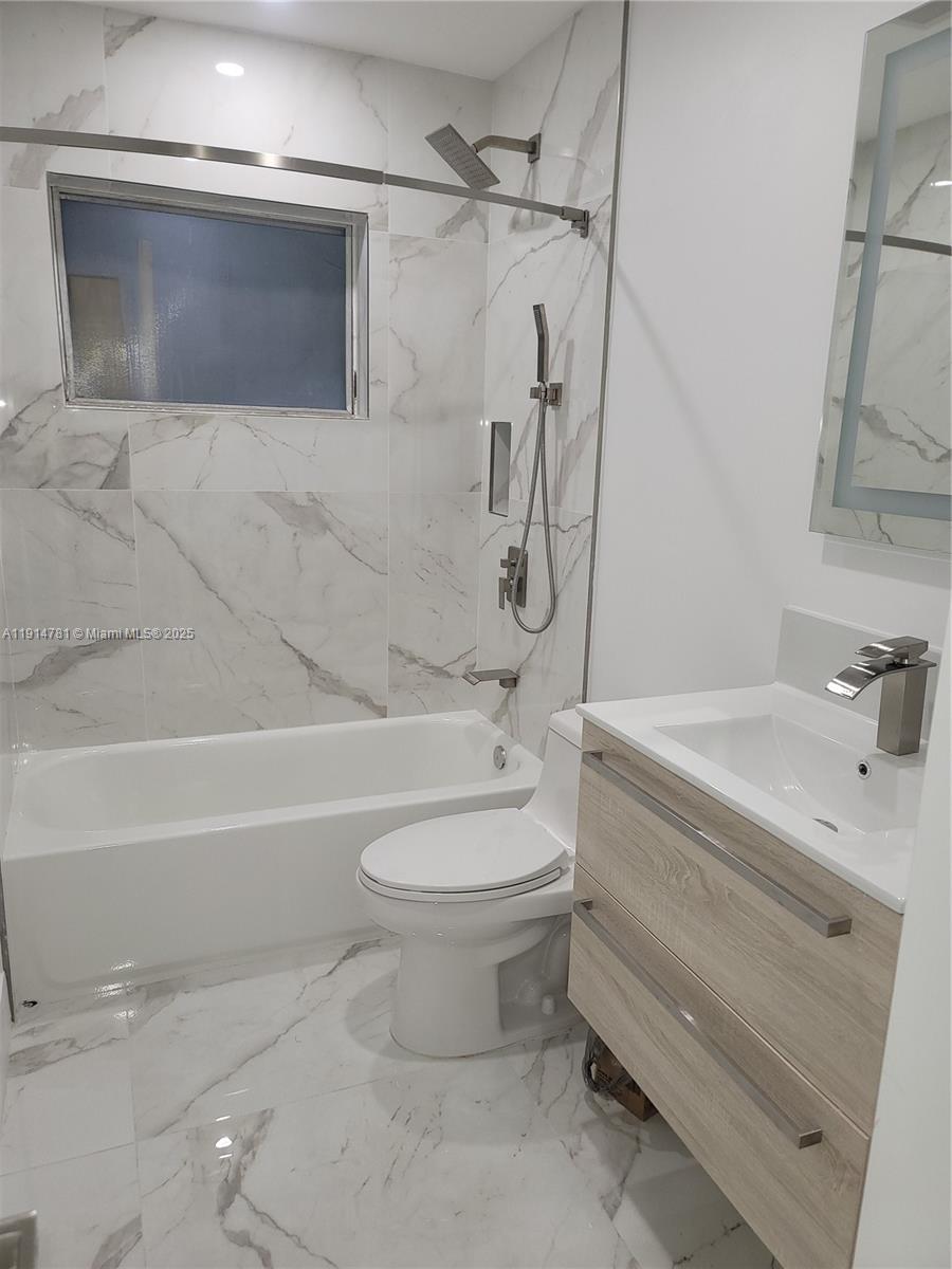 WESTWOOD ESTATES - Residential Lease