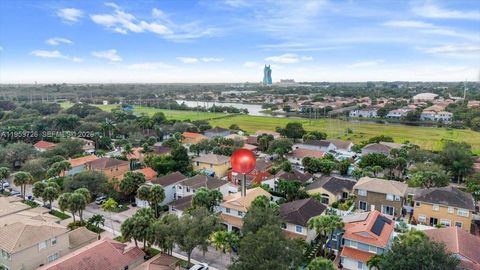 Photo of 4978 SW 35th Ter, Hollywood, FL 33312 (MLS # A11959726)