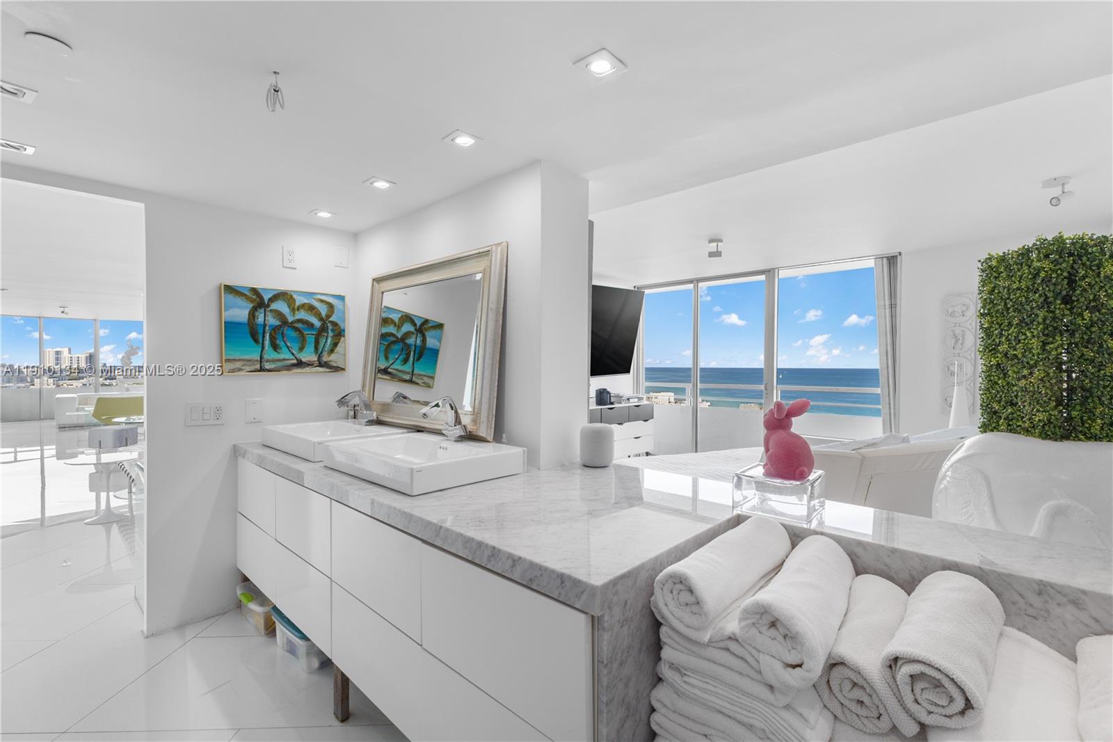 SOUTH POINTE TOWERS CONDO - Residential