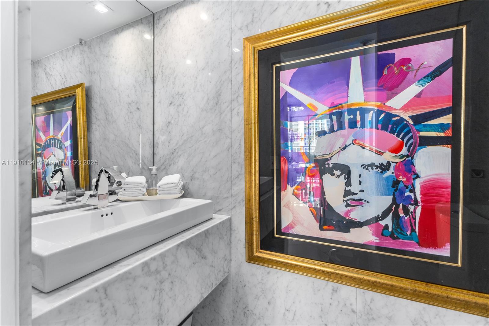 SOUTH POINTE TOWERS CONDO - Residential