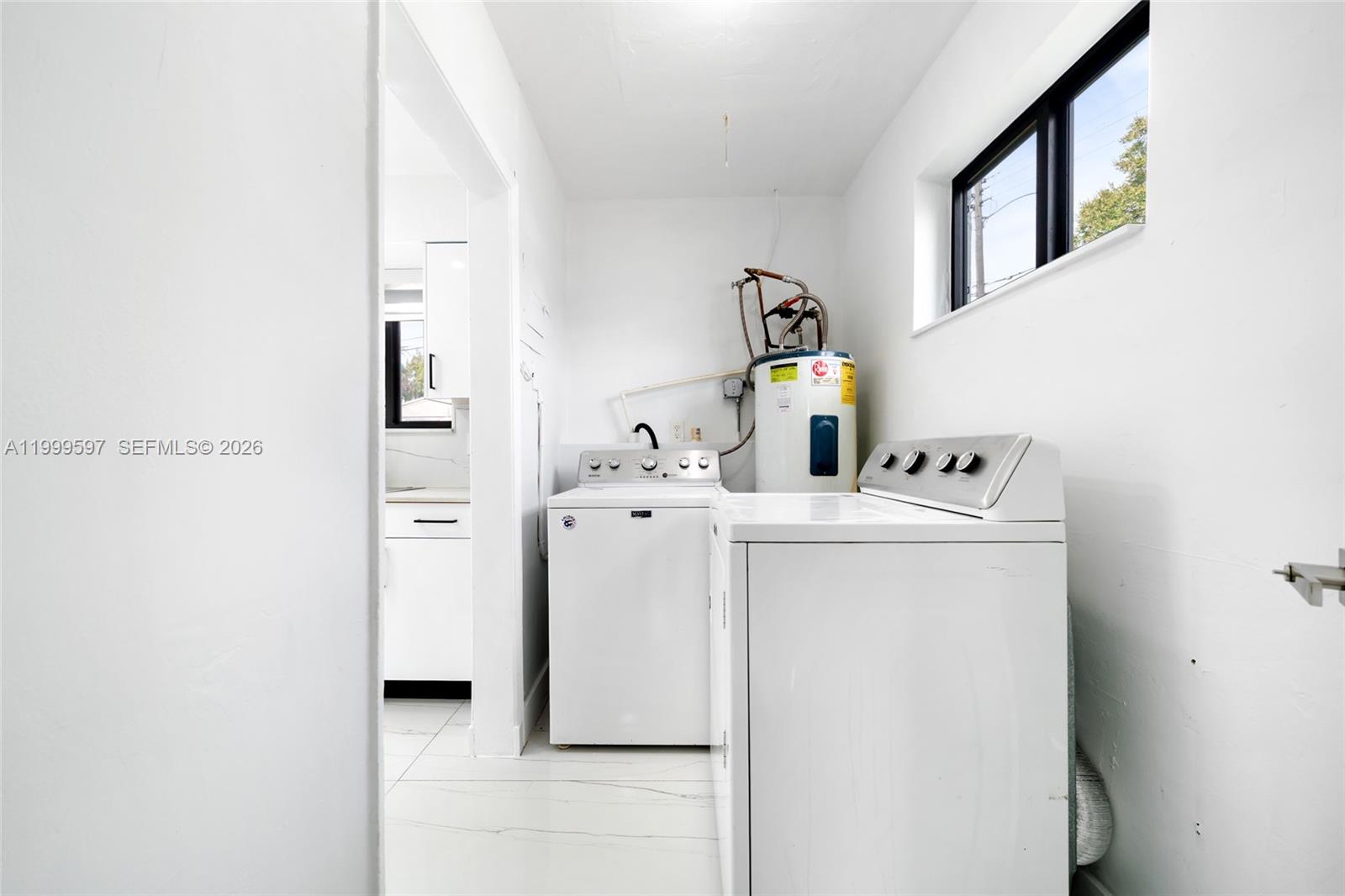 BROADVIEW PARK SEC 4 - Residential