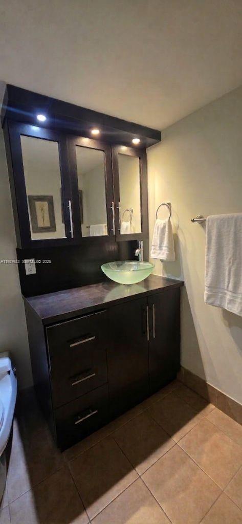 HALF MOON TOWERS CONDO - Residential