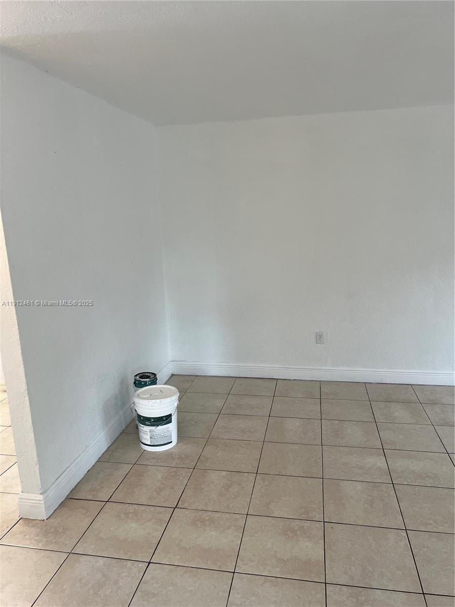 HIGH SCHOOL PK TRACK - Residential Lease