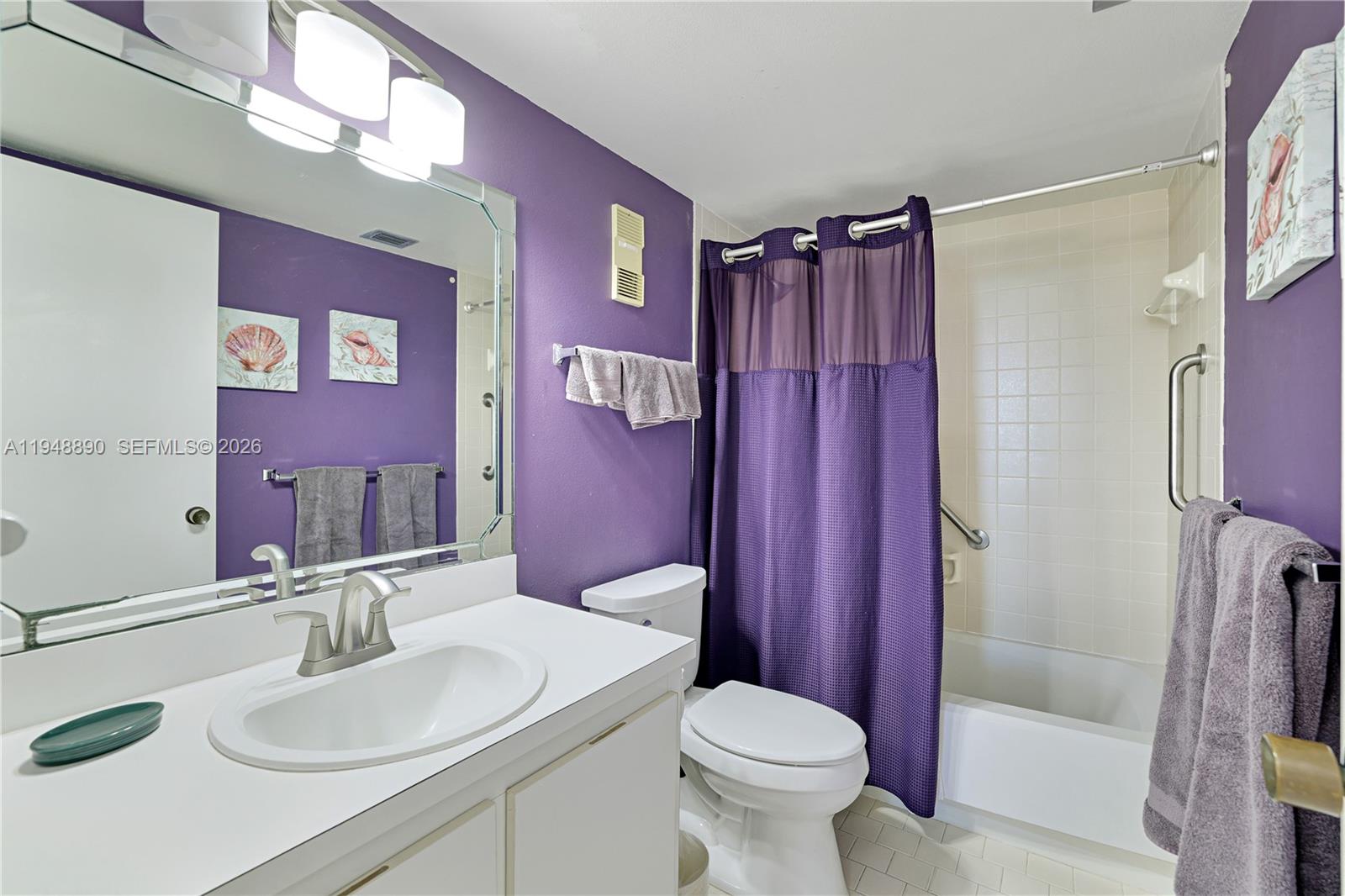 MARCO BEACH - Residential