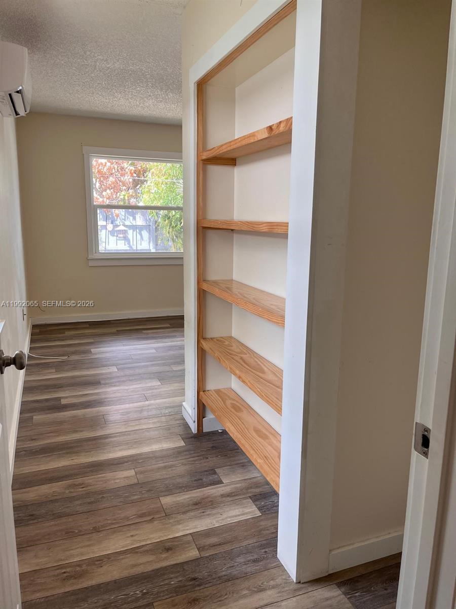 OSLO PARK UNIT NO 2 - Residential