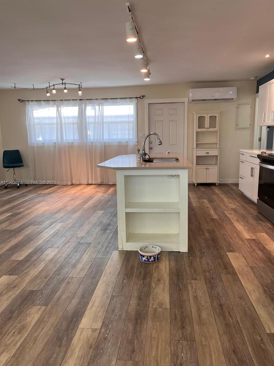 OSLO PARK UNIT NO 2 - Residential