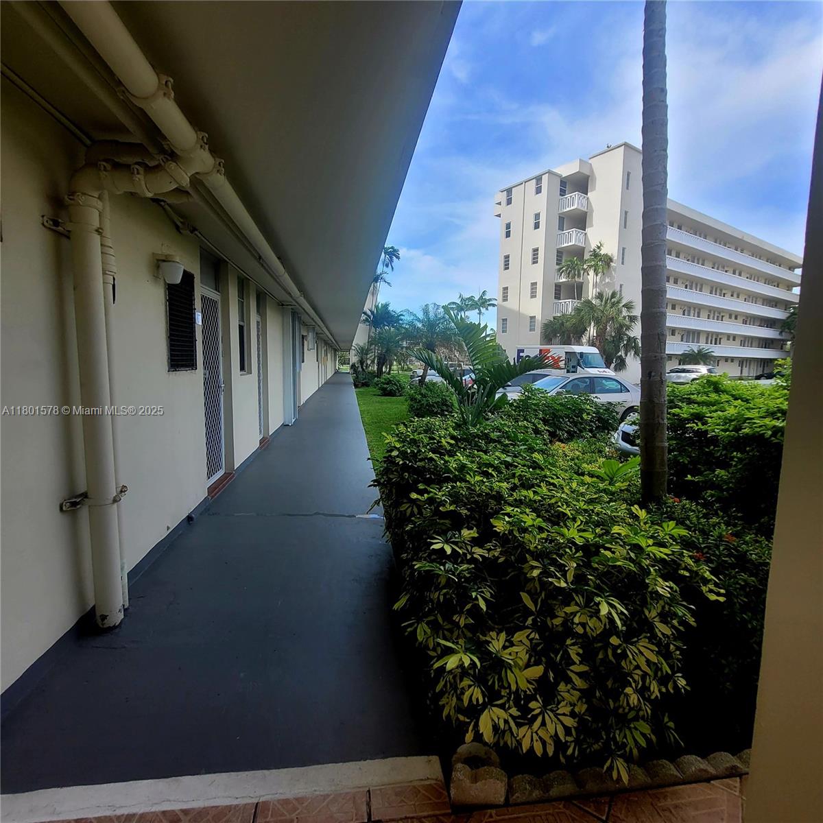 POINT EAST SEC II CONDO - Residential