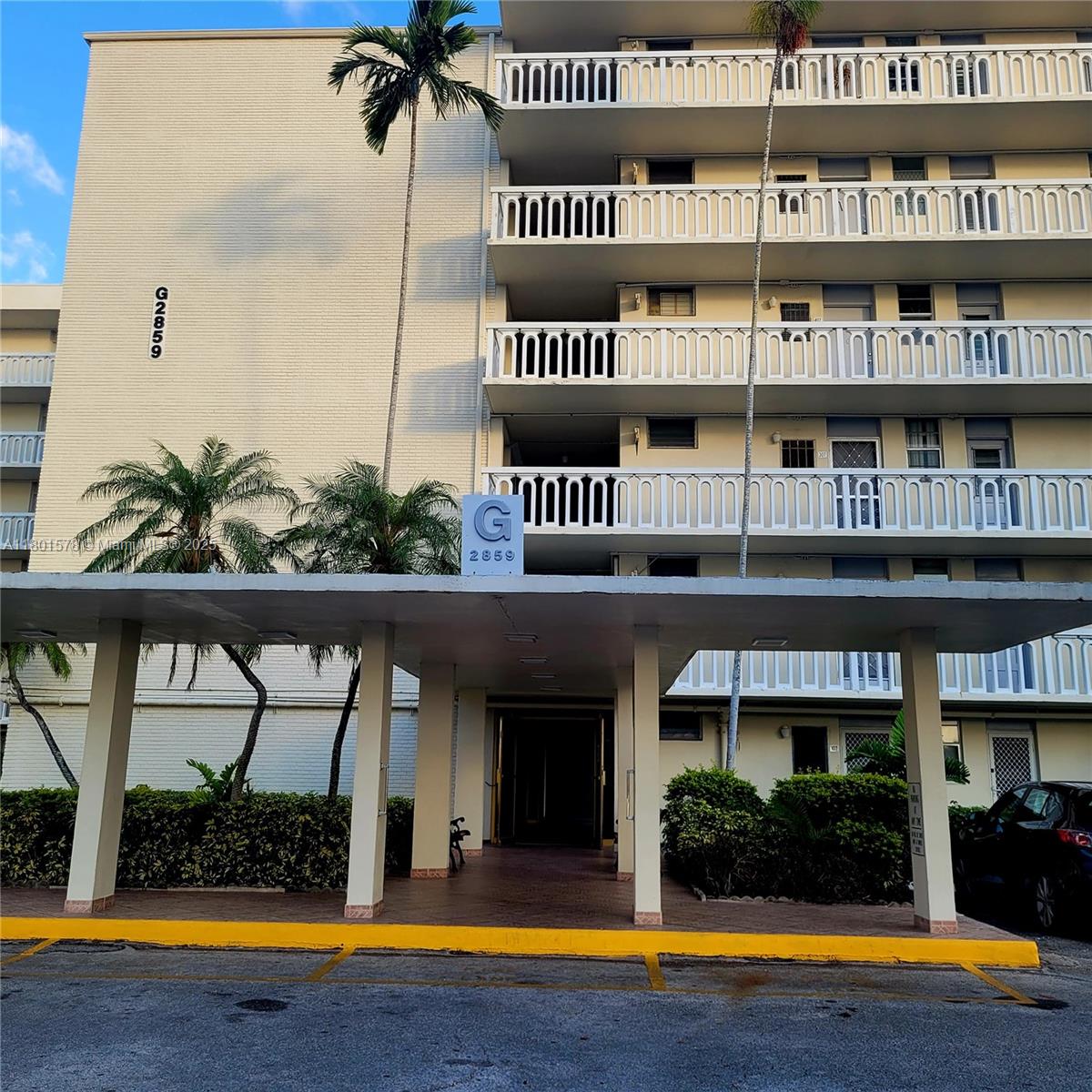 POINT EAST SEC II CONDO - Residential