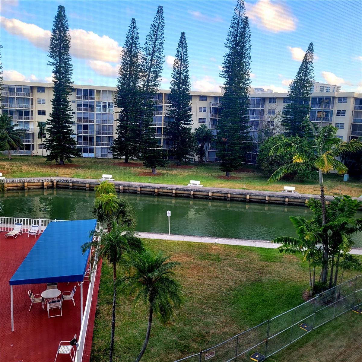 POINT EAST SEC II CONDO - Residential