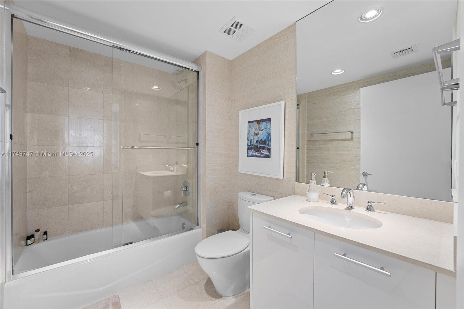 2711 HOLLYWOOD BEACH COND - Residential