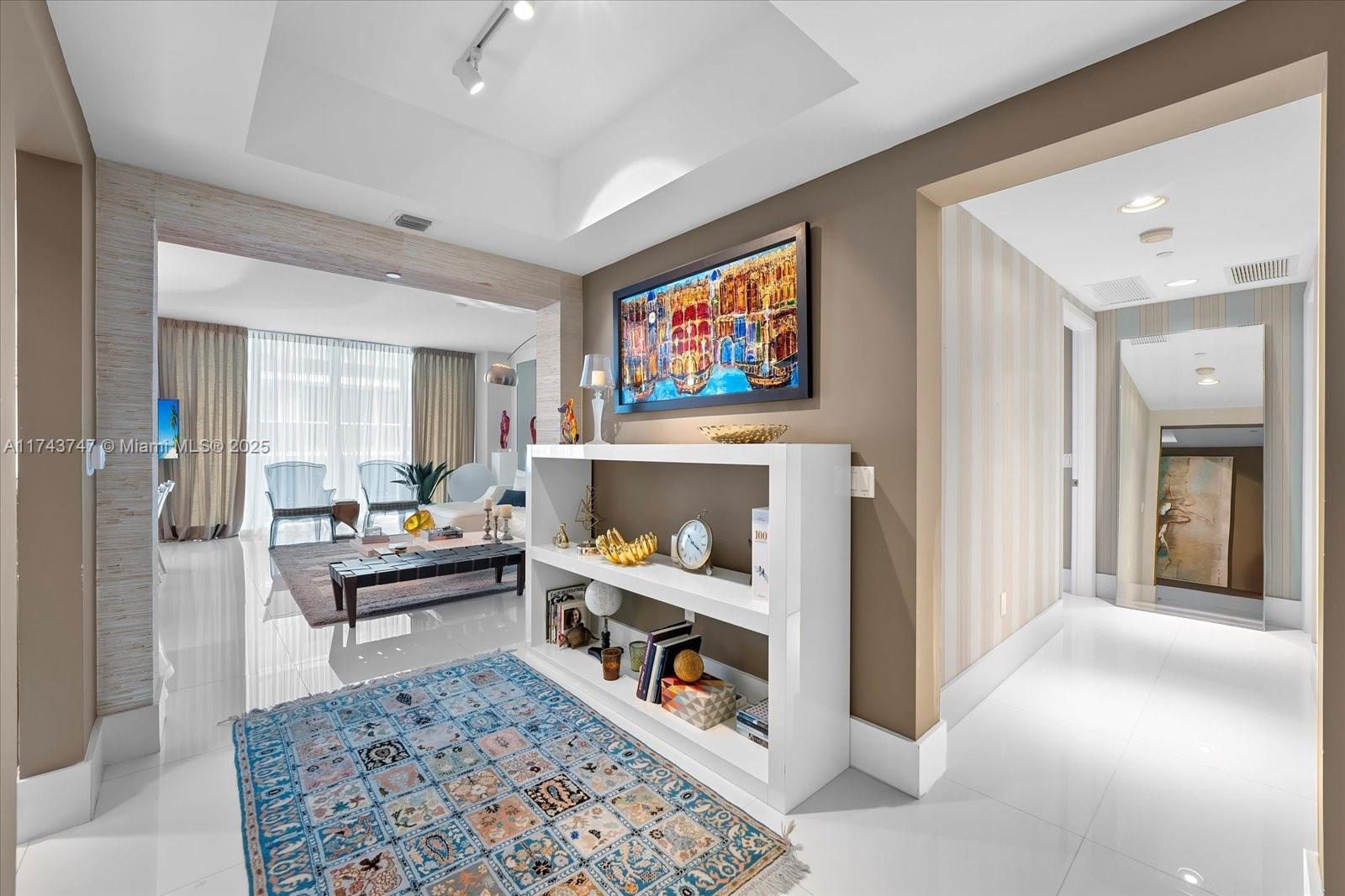2711 S Ocean Dr 1106