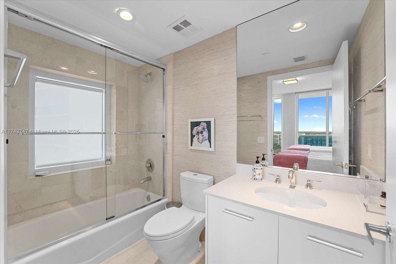 2711 HOLLYWOOD BEACH COND - Residential