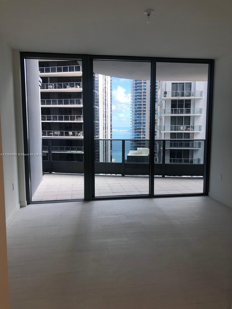 Brickell Flatiron - Residential